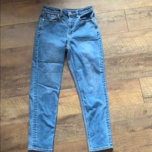 American Eagle Mom Stretch Jeans
